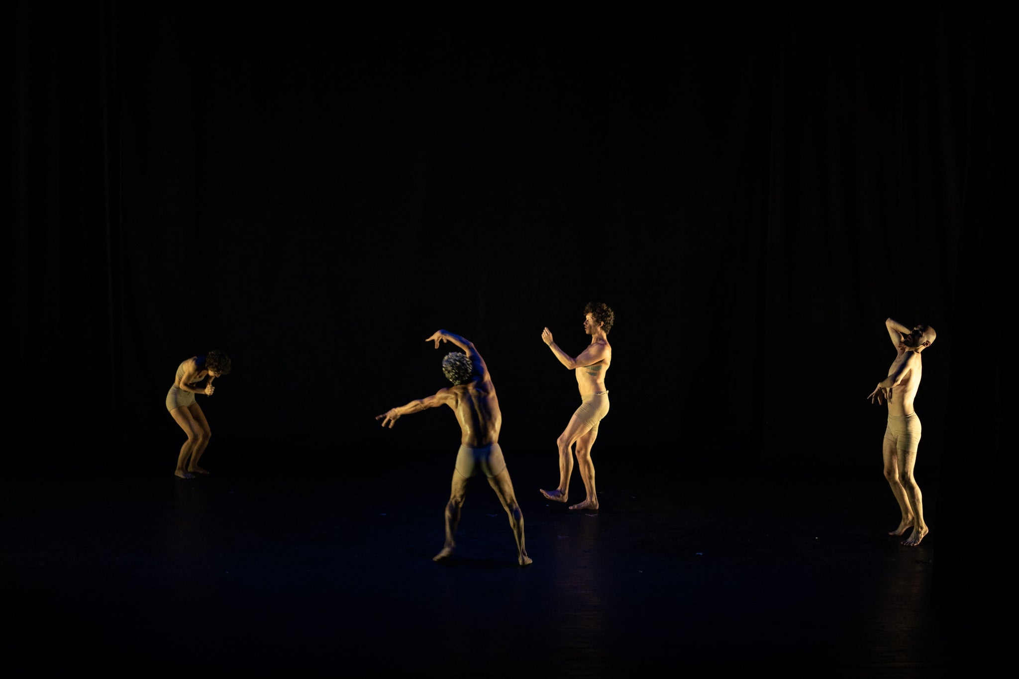 "Dust the Show": Choreographing Resilience in the Heart of Beirut