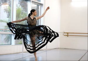"Dust the Show": Choreographing Resilience in the Heart of Beirut