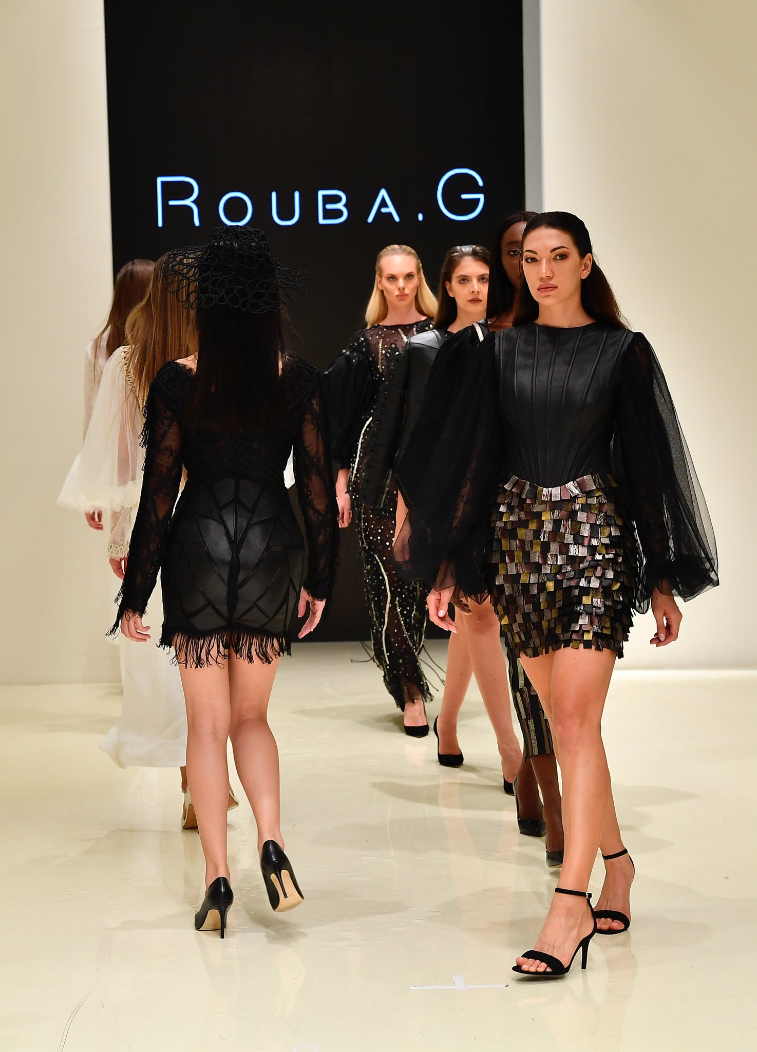 Look 3