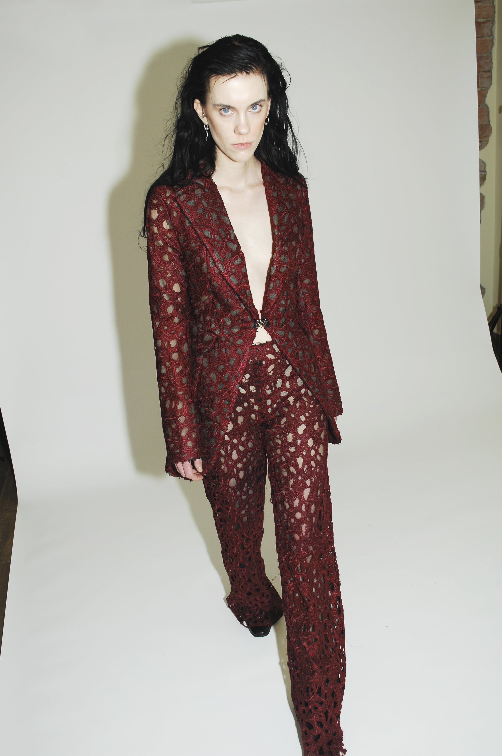 Tailored jacked with ensemble featuring a heart-inspired textile on the jacket and pants - Burgundy