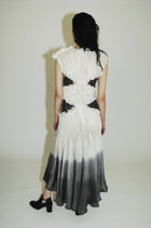Hand-woven RoubaG Chanderi silk dress in shades of gray - White